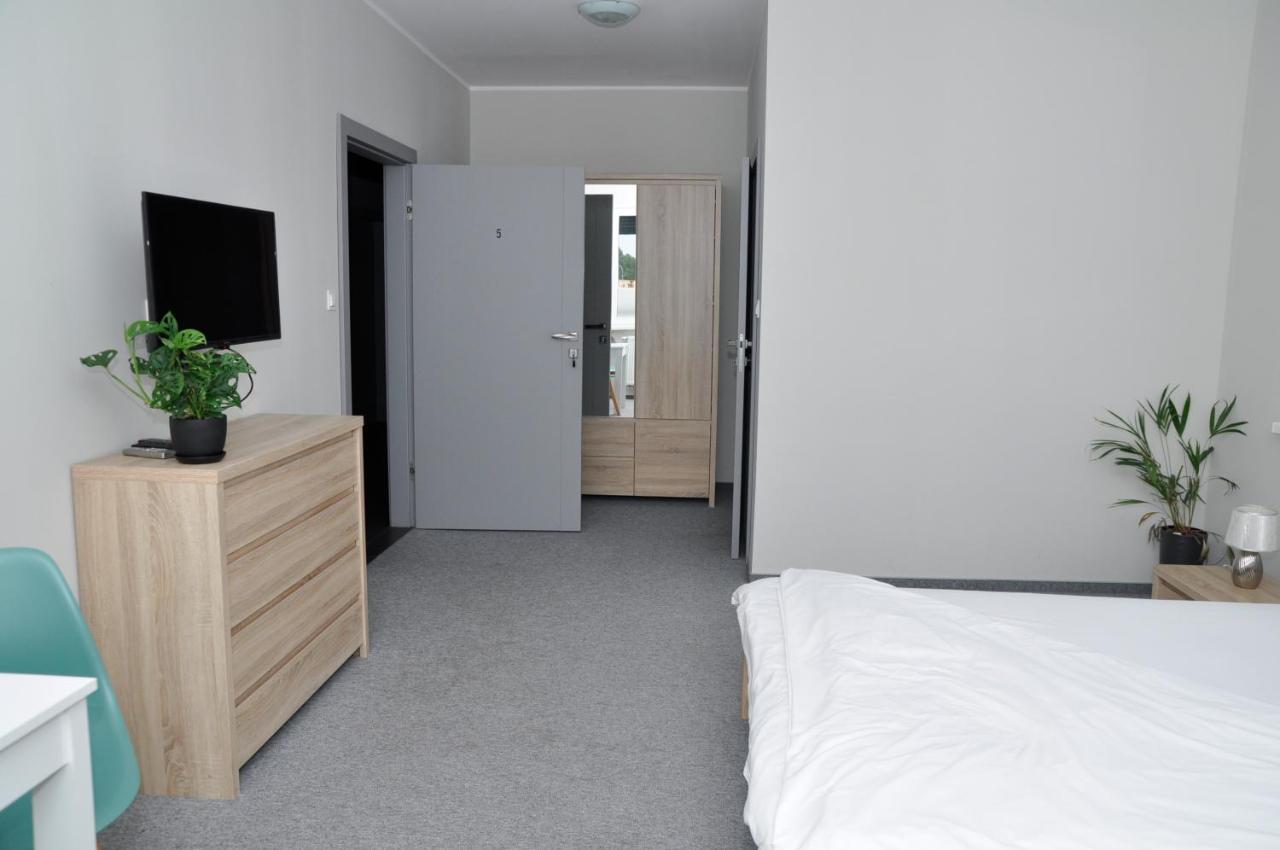 Pokoje, Apartamenty, Restauracja Marcus Oborniki Dış mekan fotoğraf